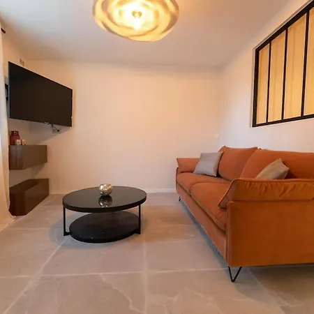 Avec 2 Jacuzzi Balneo, Parking *